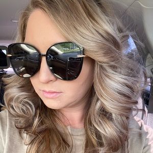 Meet your Posher, Laura kay